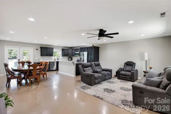 4807 Stratford LN #26, Denver, NC 28037