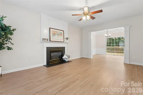 6716 Allness Glen LN, Charlotte, NC 28269