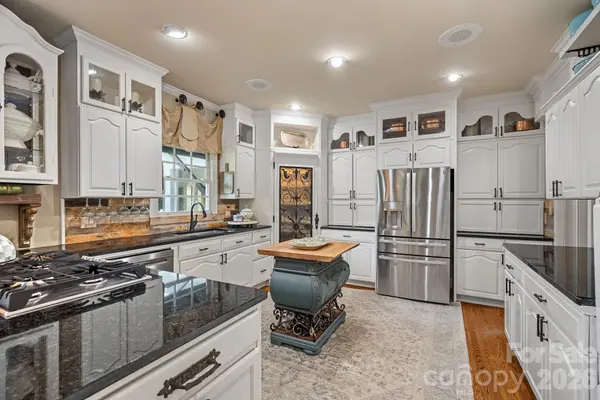 127 Celeste Estates RD, Statesville, NC 28677