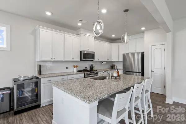 411 Hickory View DR, Rock Hill, SC 29732