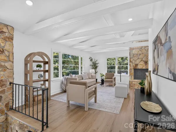 2532 Sam Newell RD, Matthews, NC 28105