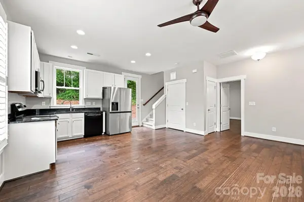 146 Mock RD, Davidson, NC 28036