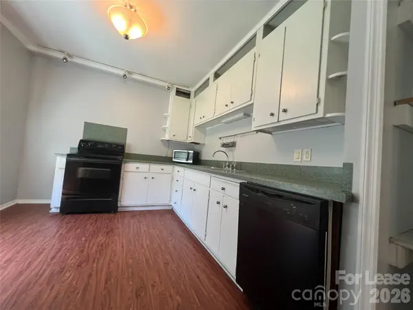 363 Pine ST, Mount Holly, NC 28120