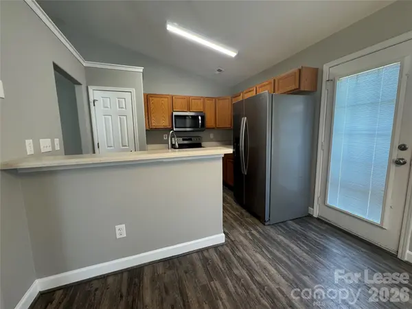 124 Crestwood DR, Mount Holly, NC 28120