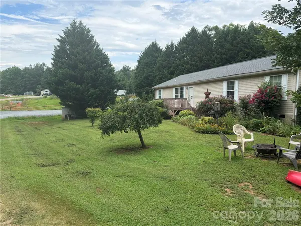 263 Coyote Pass LN, Rutherfordton, NC 28139