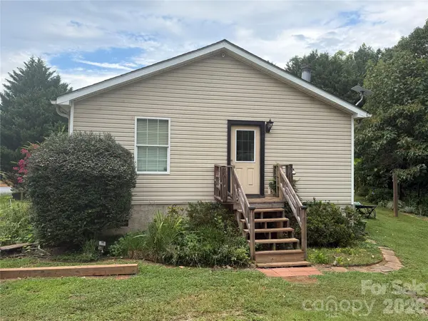 263 Coyote Pass LN, Rutherfordton, NC 28139