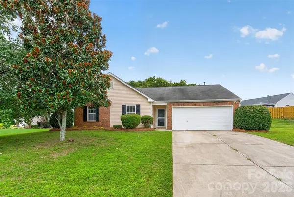 5733 Cardington CT, Charlotte, NC 28216