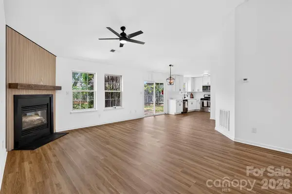 5733 Cardington CT, Charlotte, NC 28216