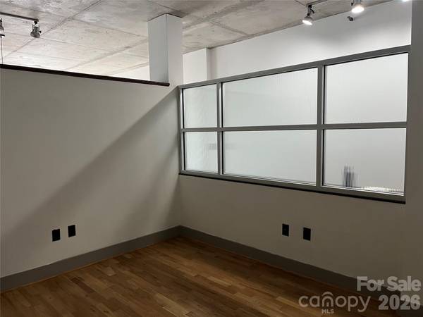 505 E 6th ST, Charlotte, NC 28202