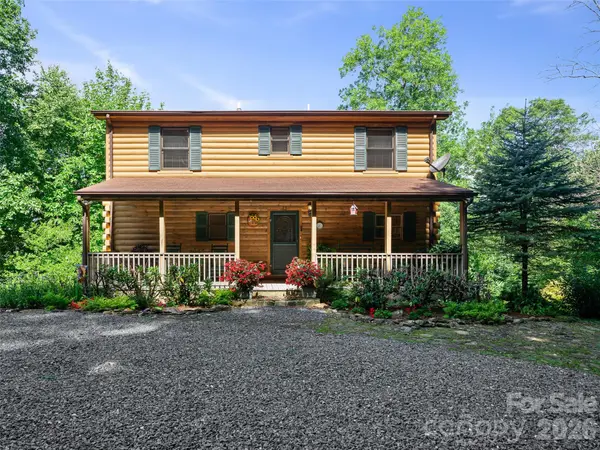 185 Blue Bird LN, Spruce Pine, NC 28777