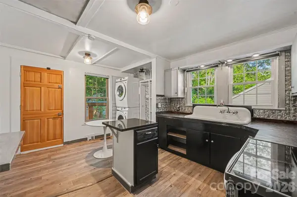 237 Simpson DR NE, Concord, NC 28025