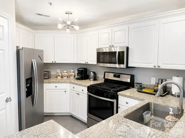 18015 Kings Point DR #L, Cornelius, NC 28031