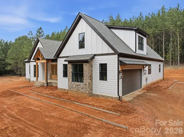 5089 Hidden Forest DR, Denver, NC 28037