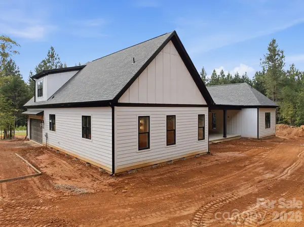 5089 Hidden Forest DR, Denver, NC 28037