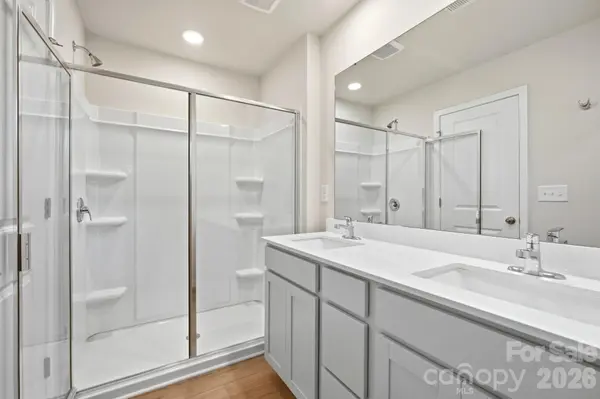 4125 Butler Grove LN, Charlotte, NC 28269