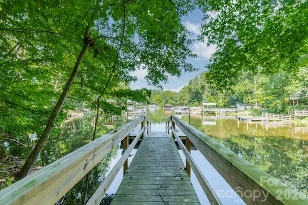 195 Agnew RD, Mooresville, NC 28117