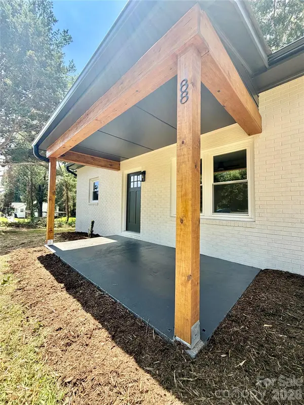 88 Polk ST, Taylorsville, NC 28681