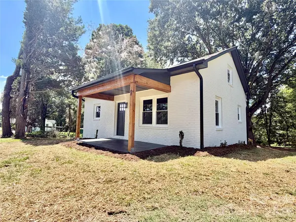 88 Polk ST, Taylorsville, NC 28681