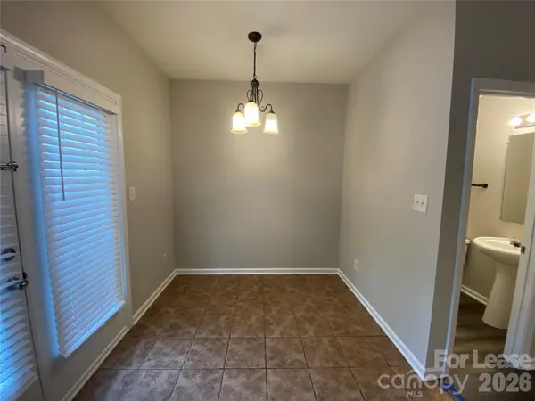 10310 Mcgoogan LN, Charlotte, NC 28277