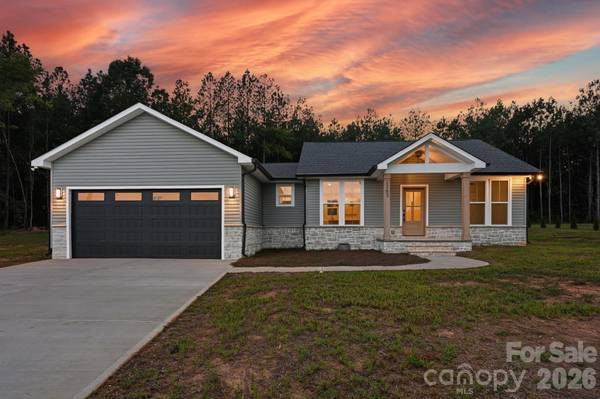 2263 Lee Lawing RD, Lincolnton, NC 28092