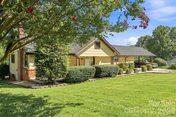 3803 Cook RD, Valdese, NC 28690