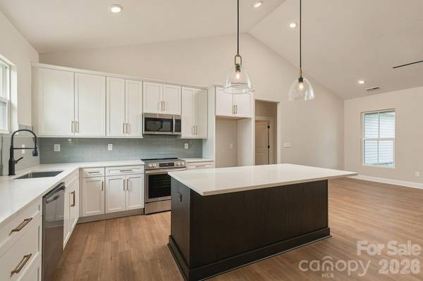 2287 Lee Lawing RD, Lincolnton, NC 28092