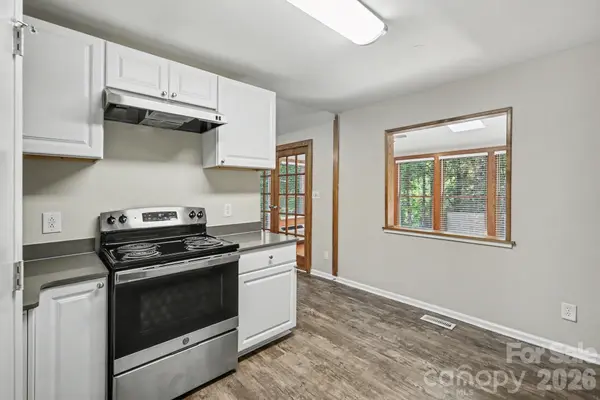 12000 Rock Canyon DR, Charlotte, NC 28226