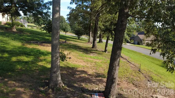 3870 Hyder CT, Morganton, NC 28655