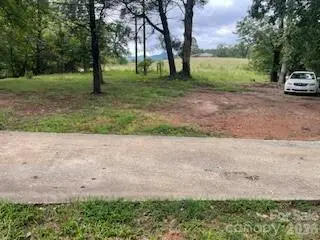 595 Glenwood DR, Marion, NC 28752