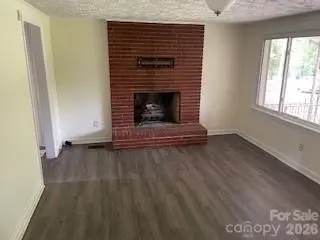 595 Glenwood DR, Marion, NC 28752