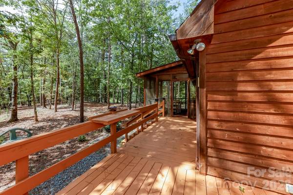 253 Nors WAY, Lake Lure, NC 28746