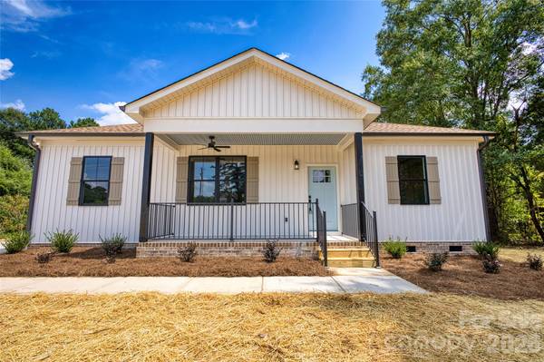 4700 Harmony Church RD, Edgemoor, SC 29712