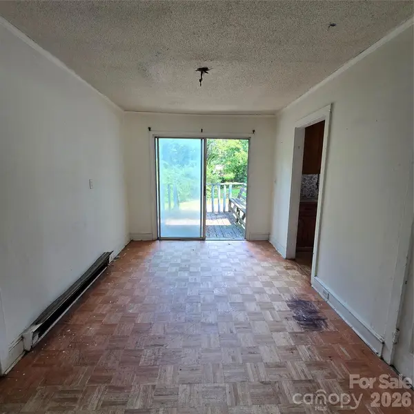 230 W Presnell ST, Asheboro, NC 27203