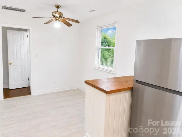2143 Finchley DR, Charlotte, NC 28215
