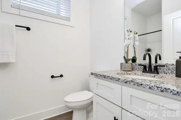3426 Brookshire BLVD, Charlotte, NC 28216