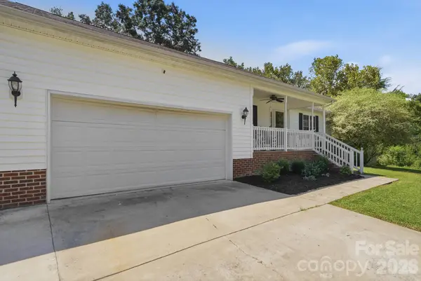 86 Fifth ST, York, SC 29745