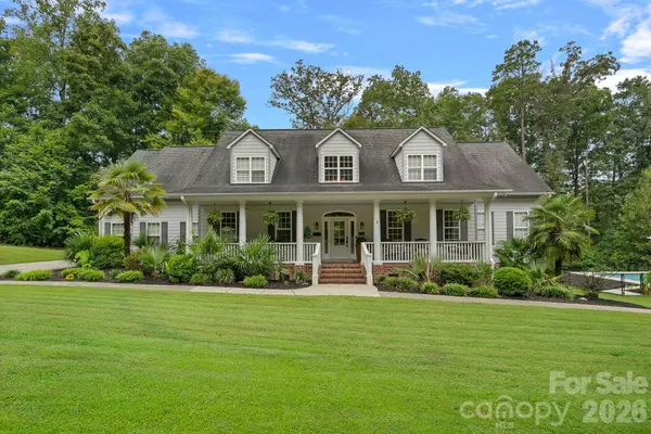 3850 Oakdale RD, Charlotte, NC 28216