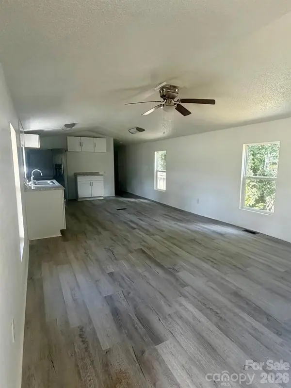 111 Cloverleaf DR, Clover, SC 29710
