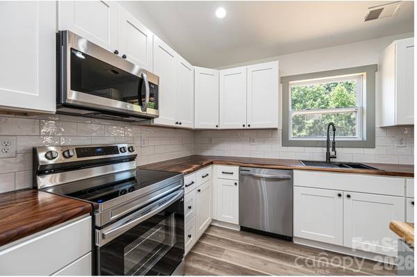 2953 Link DR, Granite Falls, NC 29630