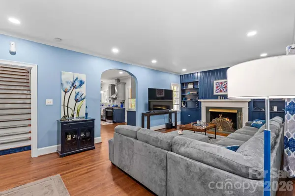 221 Woodrow AVE, High Point, NC 27262