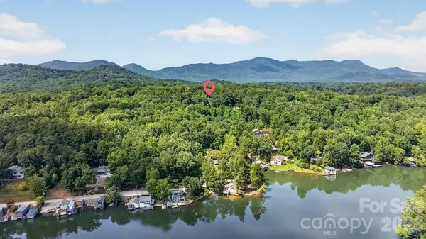 187 Caledonia RD, Landrum, SC 29356