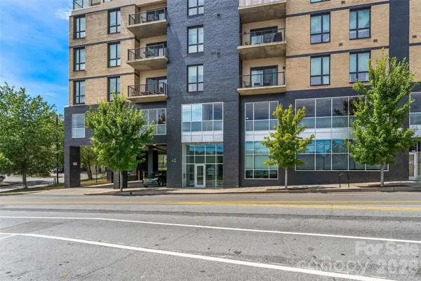 45 Asheland AVE #401, Asheville, NC 28801