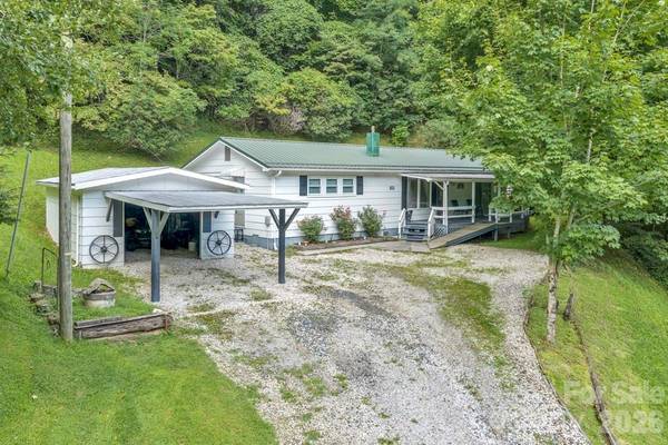 2850 Henson Creek RD, Newland, NC 28657