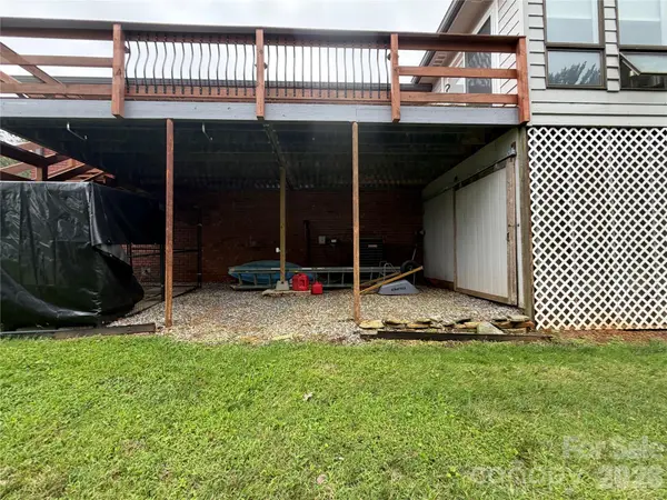 1000 Beaumont Poplar ST, North Wilkesboro, NC 28659
