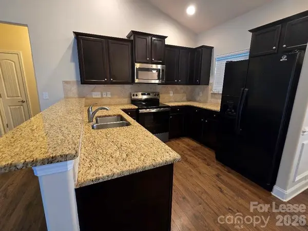 7231 Kenyon DR, Denver, NC 28037