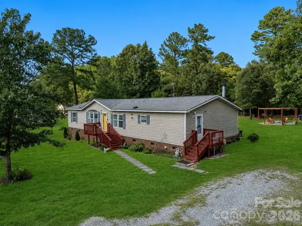 1508 Greenpack Pkwy, Gastonia, NC 28056