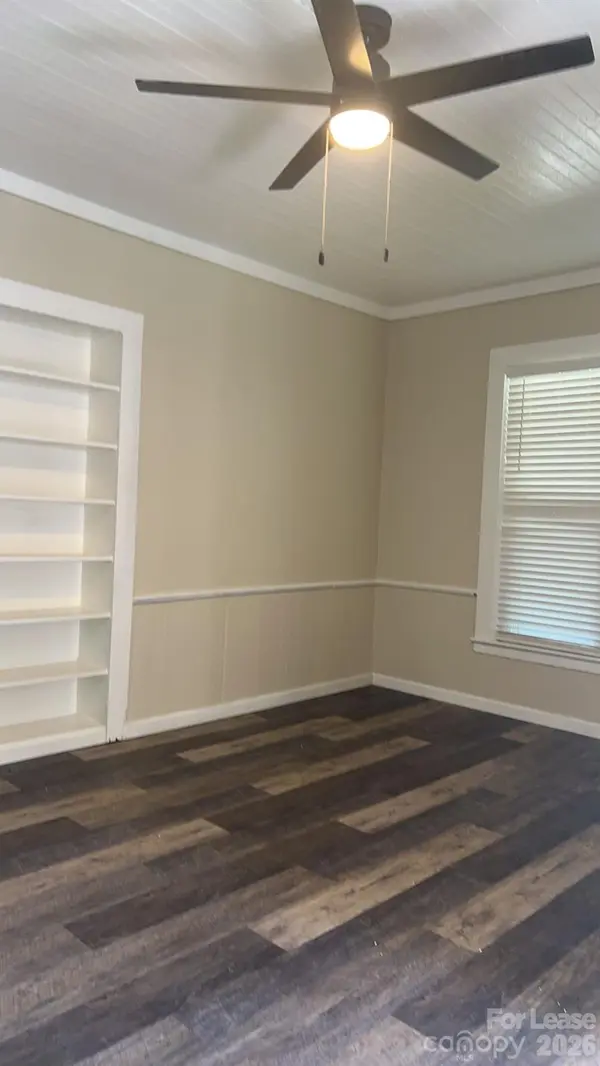 201 E 3rd AVE, Gastonia, NC 28052