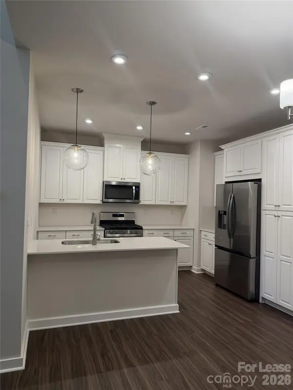 3340 Finchborough CT, Charlotte, NC 28269