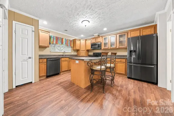 2093 Conley Bumgarner RD, Morganton, NC 28655