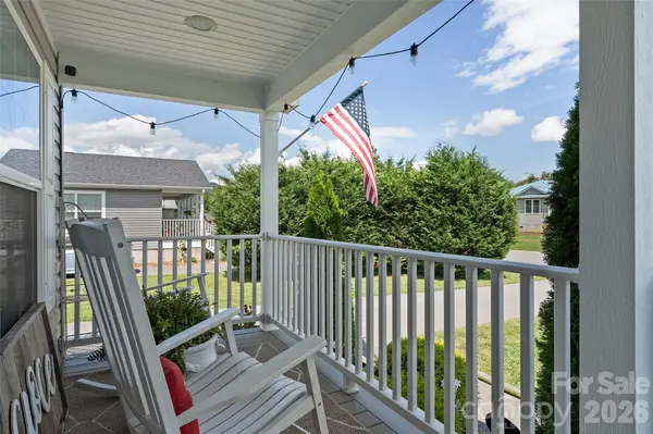 46 Janie DR, Clyde, NC 28721